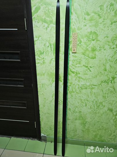 Продам беговые лыжы