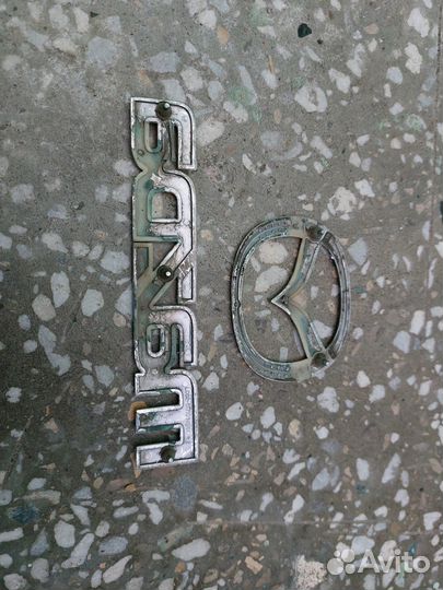 Эмблема Мазда mpv