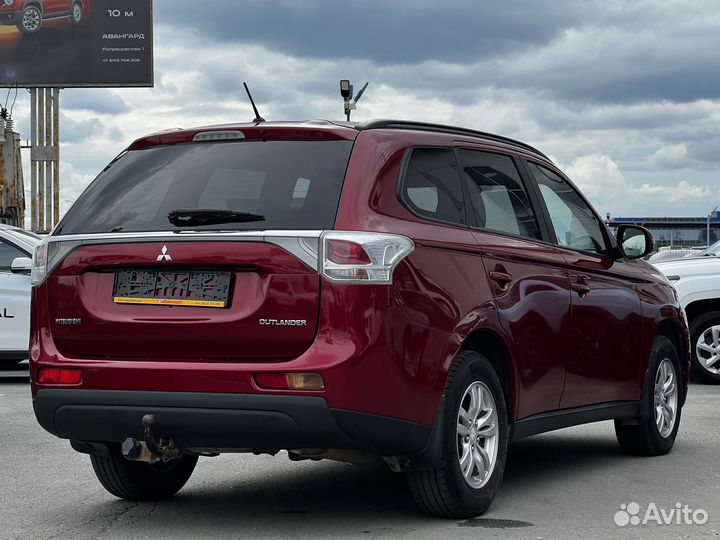 Mitsubishi Outlander 2.4 CVT, 2013, 205 000 км