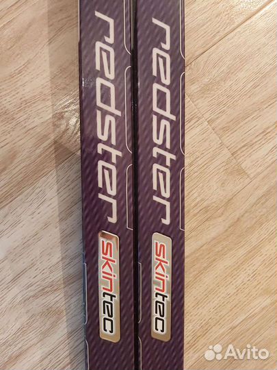 Новые беговые лыжи Atomic Redster Skintec Med