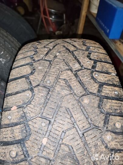 Pirelli Ice Zero 255/55 R18