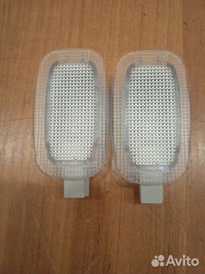 Плафон подсветки салона Mercedes Gls-Class 166