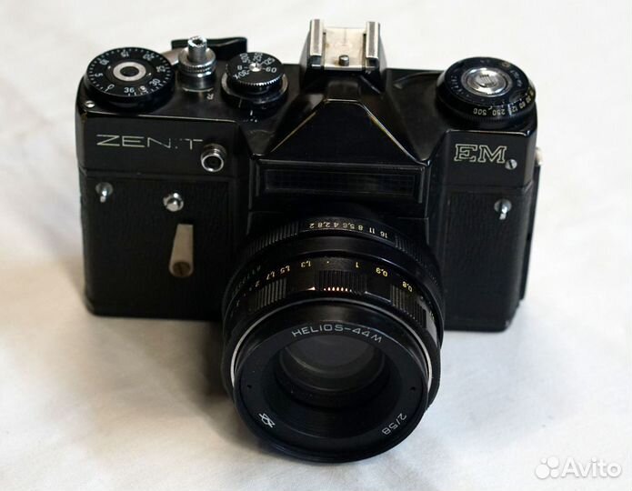 Фотоаппарат пленочный Zenith EM