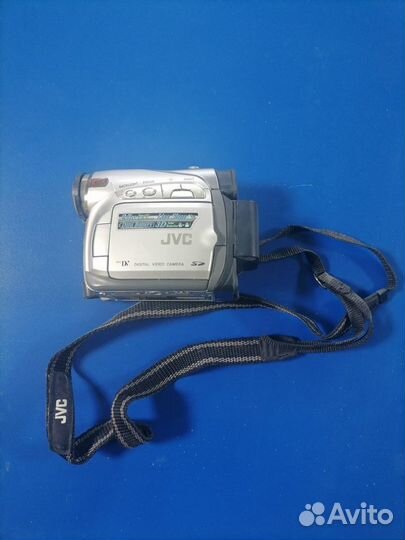 Продам видеокамеру