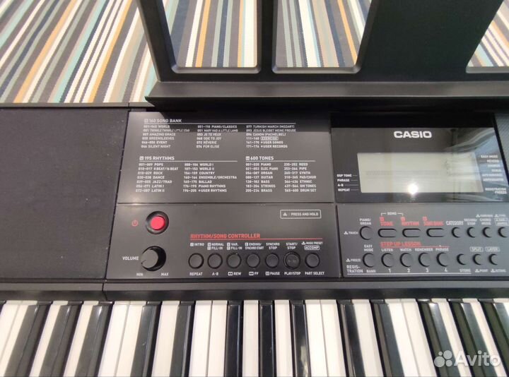 Синтезатор Casio CT-X700