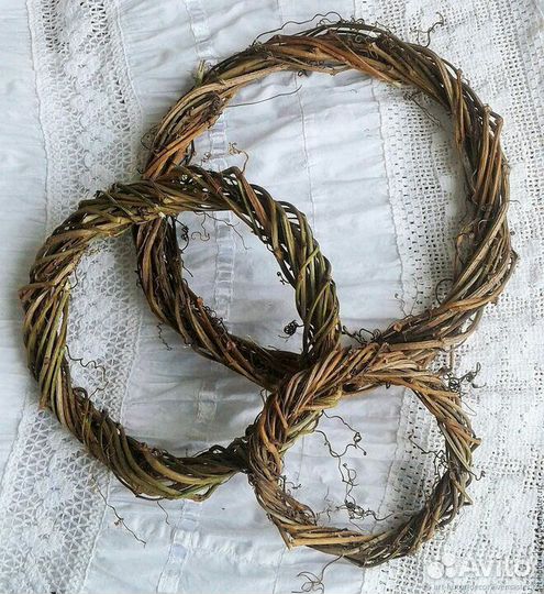Сухоцветы пшеница, просо, венок- основа