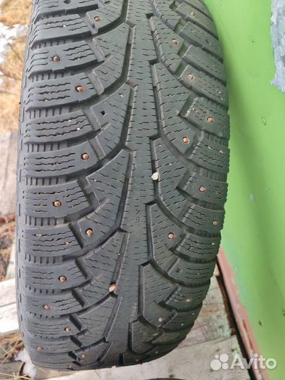 Nokian Tyres Hakkapeliitta 1 235/60 R18