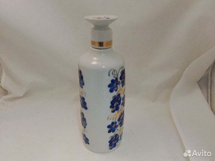 Штоф, графин полонне