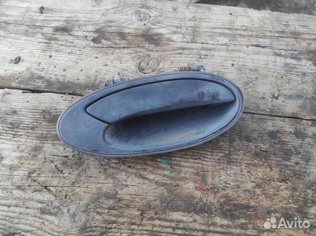 Ручка внешняя задняя правая Mitsubishi Libero