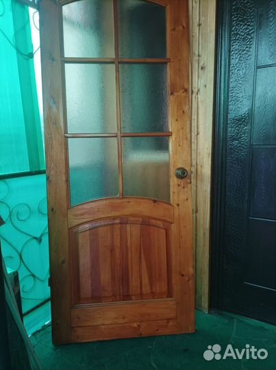 Дверь бу деревянная