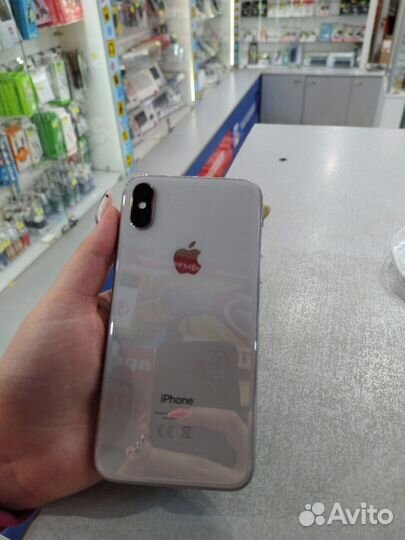 Телефон iPhone x 64