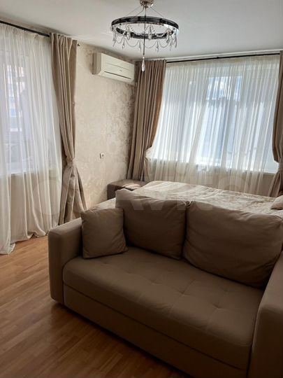 2-к. квартира, 55 м², 6/10 эт.