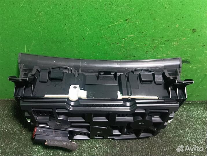 Приборная панель Opel astra H 2009