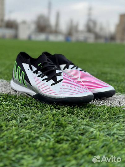 Сороконожки Adidas Predator