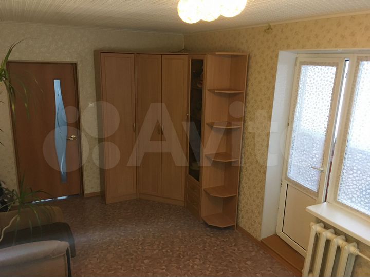 2-к. квартира, 54 м², 3/5 эт.