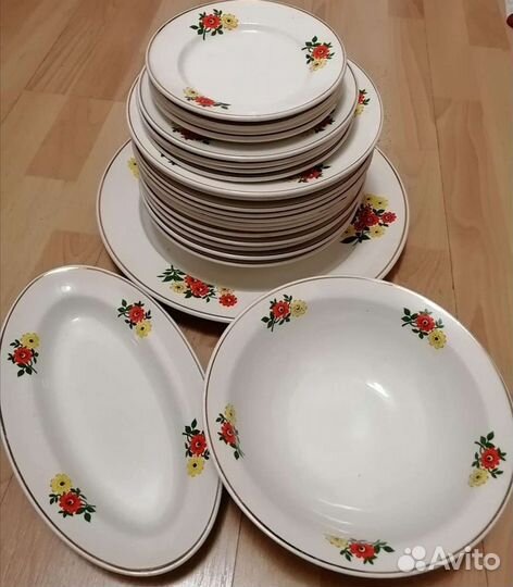 Сервиз стол. Хрусталь. Фарфор. Дачный набор