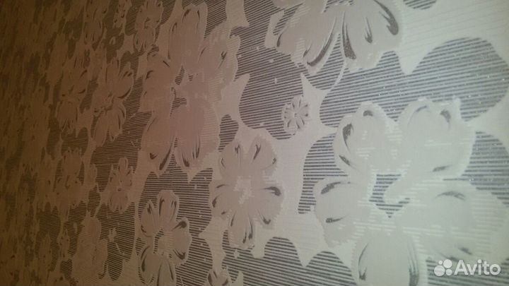 Наклейка обоев, косметический ремонт