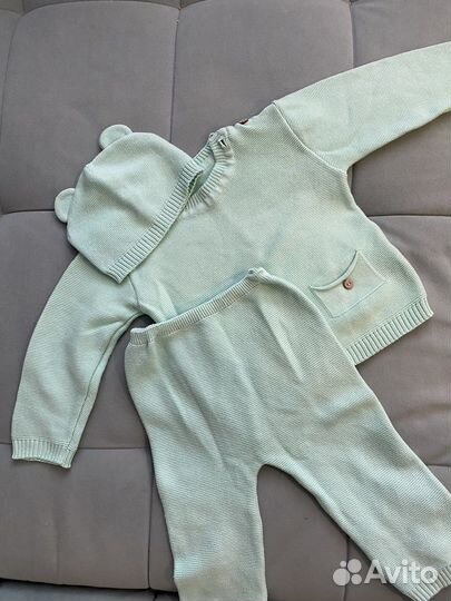 Костюмчик вязанный