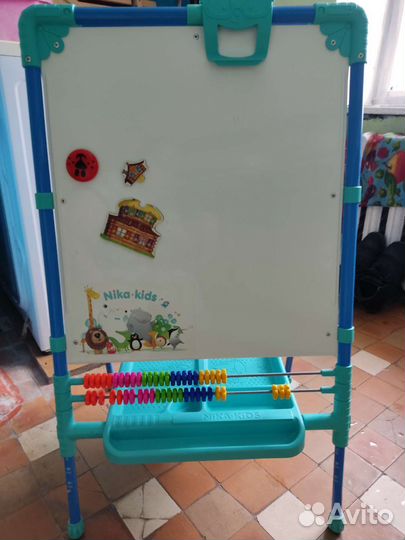 Мольберт растущий