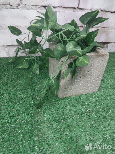 Кашпо на подоконник