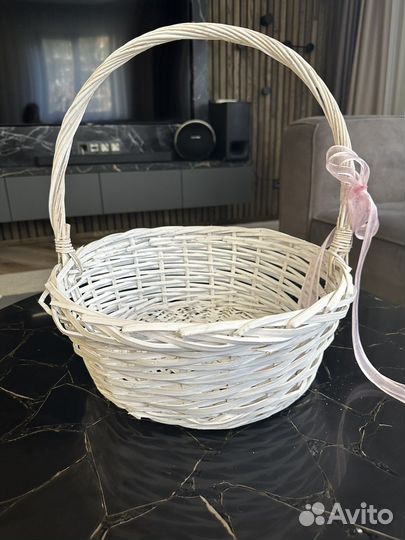 Корзина для цветов и подарка