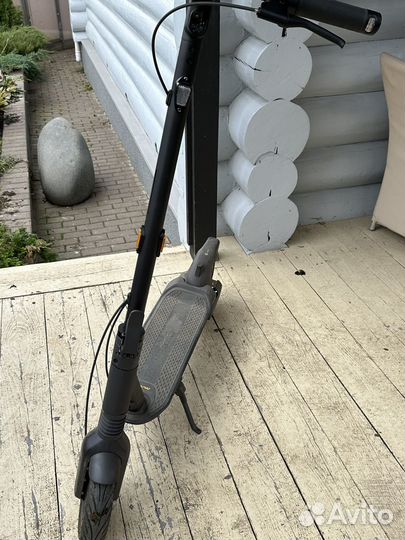 Электрический самокат Ninebot KickScooter MAX G2