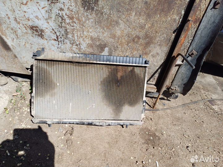 Шевроле Лачетти - радиатор охлаждения бу