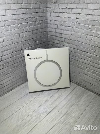 Зарядка на iPhone