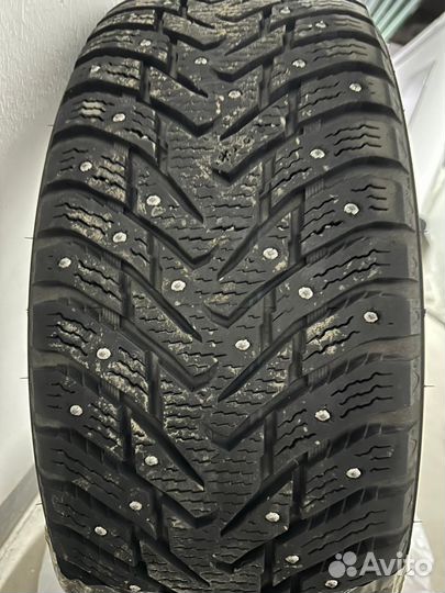 Nokian Tyres Hakkapeliitta 8 SUV 235/55 R20 102T