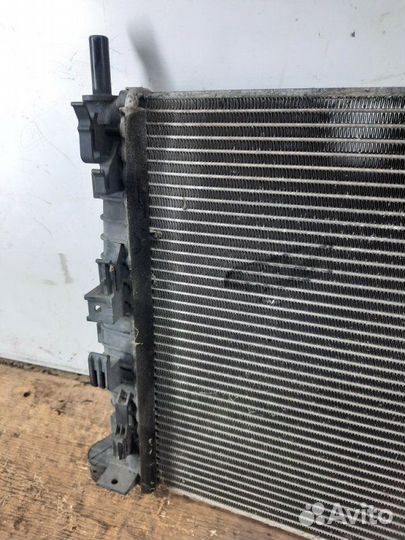 Радиатор основной Ford Focus хэтчбэк 5 дв. 1.6