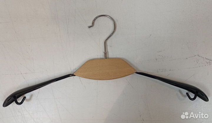 Вешалки плечики для одежды