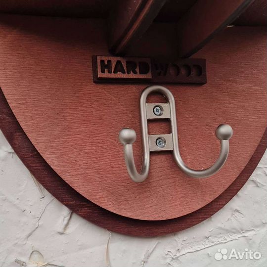 Вешалка, подставка для шлема, кепок, наушников