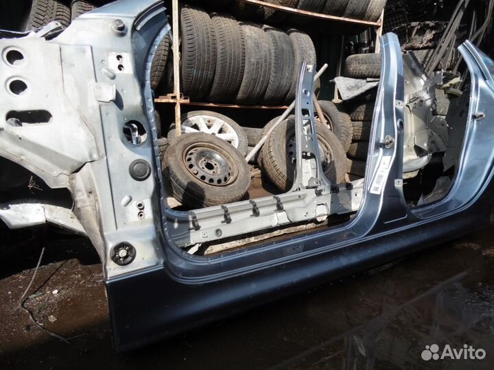 Боковина кузова левая Пежо 206 седан