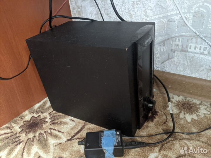 Активный сабвуфер с колонкой