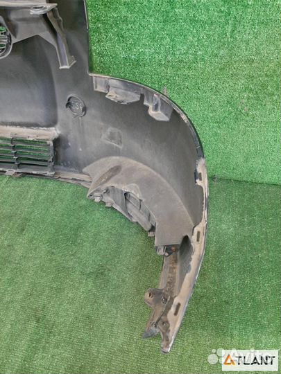 Бампер передний toyota auris