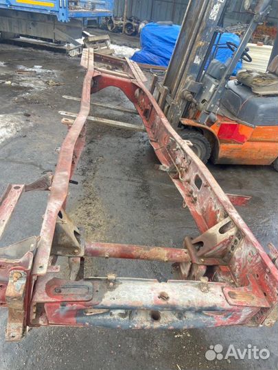 Рама. Iveco Eurotrakker 2005