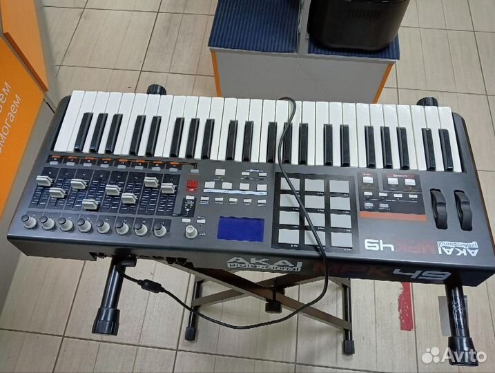 Midi-клавиатура akai MPK-49