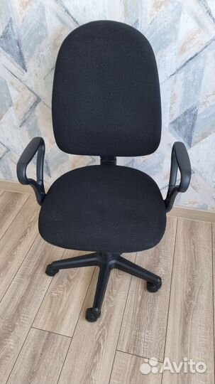 Компьютерное кресло