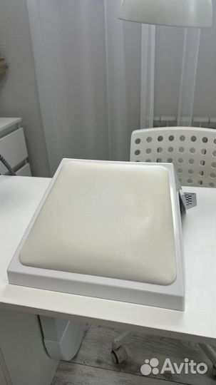 Пылесос настольный для маникюра с подушкой Max