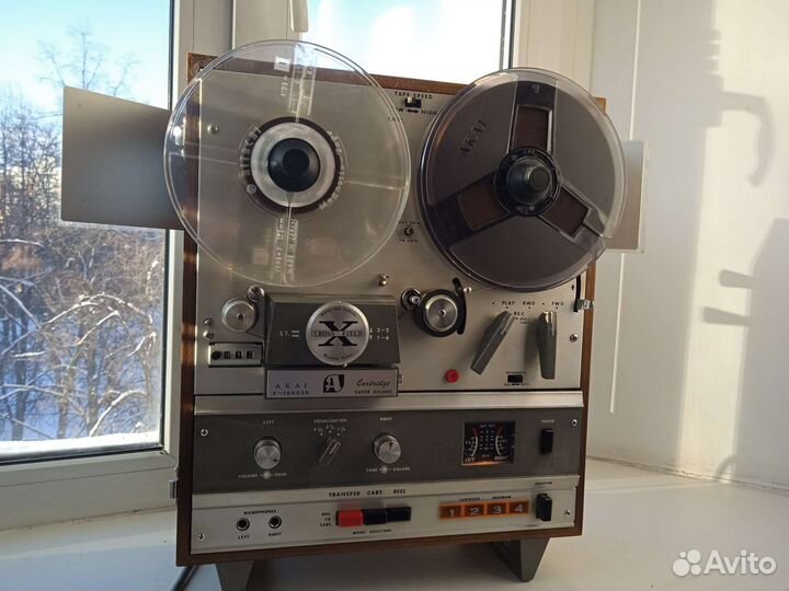 Akai X-1800 super deluxe