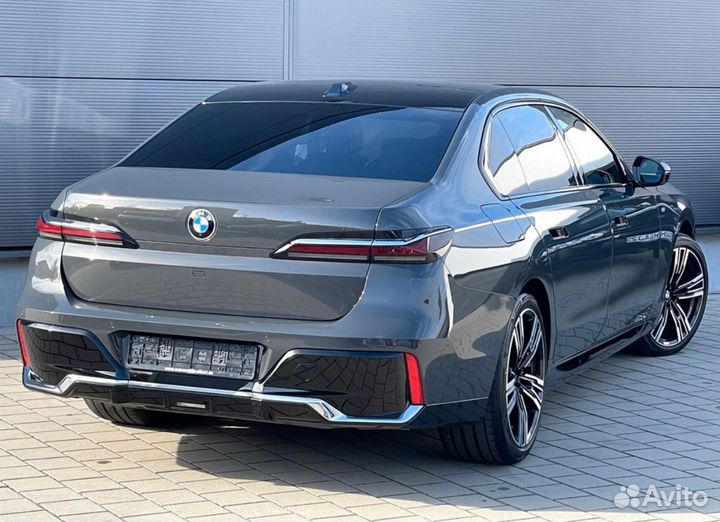 BMW 7 серия 3.0 AT, 2024, 7 500 км