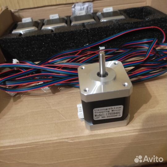 Шаговый двигатель nema 17