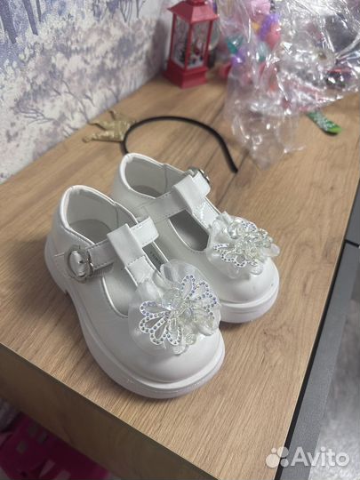 Туфли нарядные праздничные 25 размер