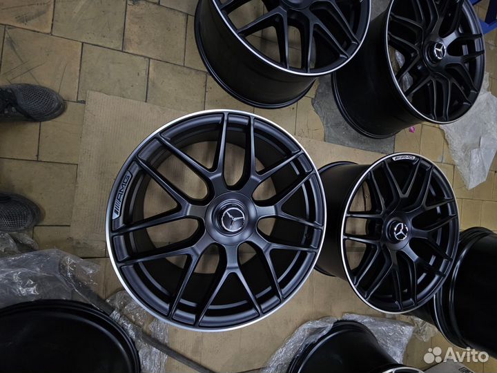 Новые разноширокие диски GLE coupe AMG 21