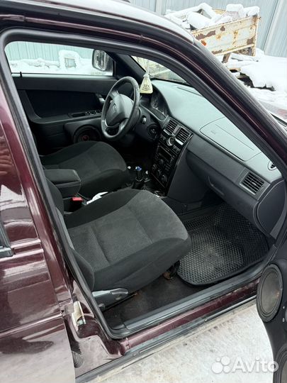 LADA Priora 1.6 МТ, 2013, 180 000 км