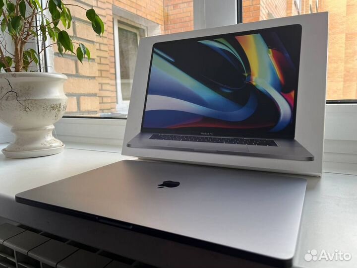 Apple MacBook Pro 16