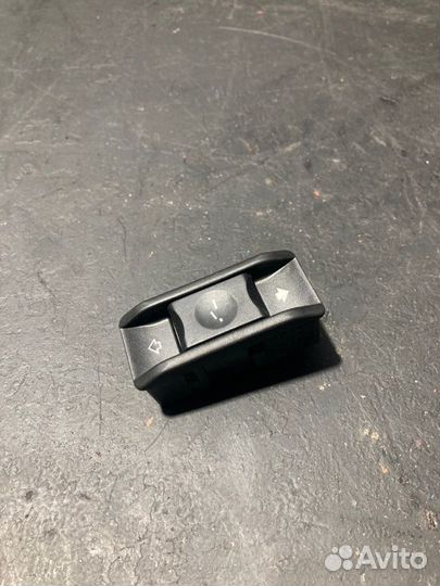 Кнопка управления люком Bmw 6 E63 N62B48