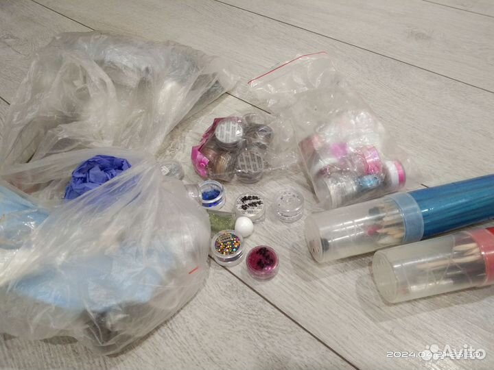 Стразы, втирки, комифубики, кисти, для ногтей