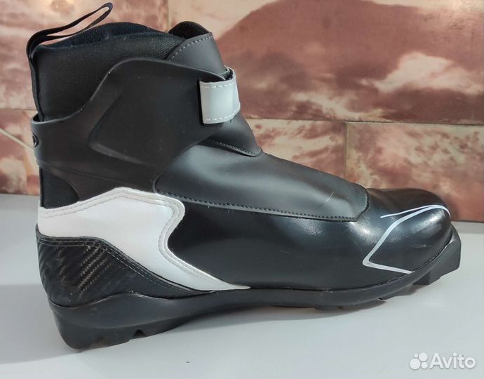 Лыжные ботинки Salomon sns profil
