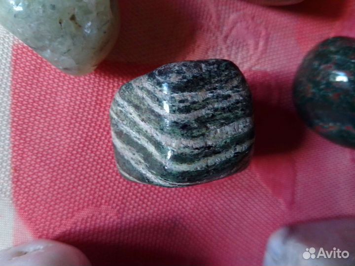 Камни и минералы